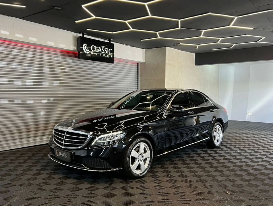 MERCEDES-BENZ 1.6 CGI GASOLINA EXCLUSIVE 9G-TRONIC