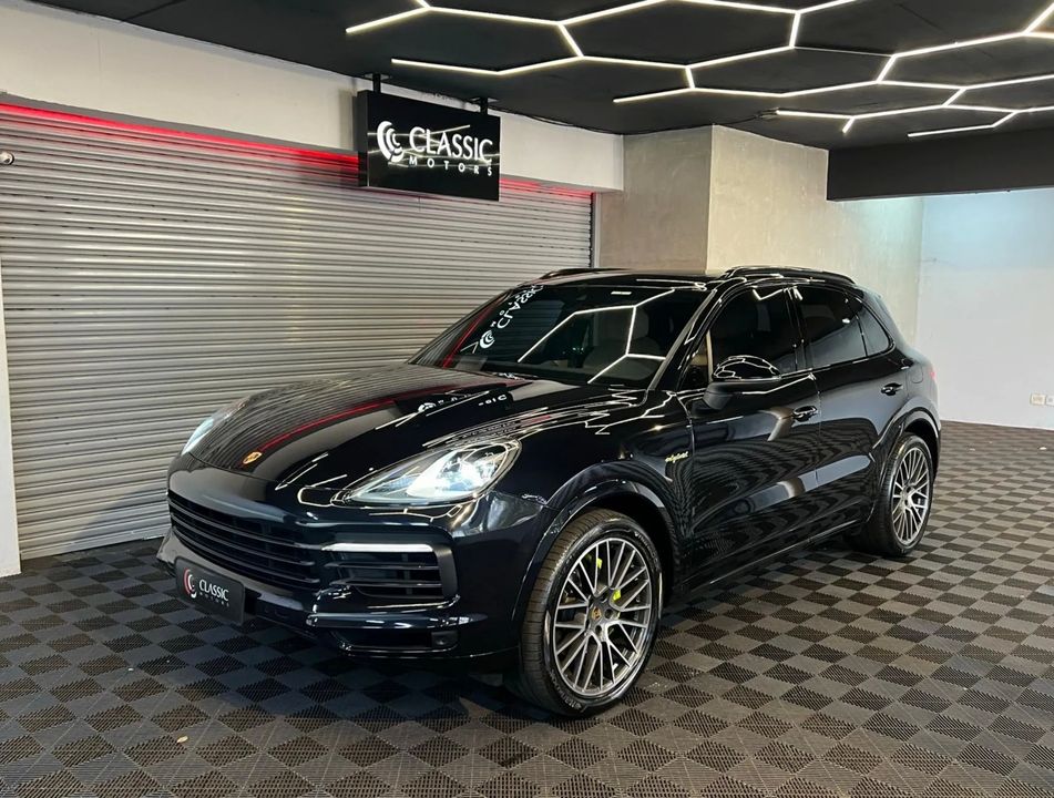 PORSCHE 3.0 V6 E-HYBRID AWD TIPTRONIC S