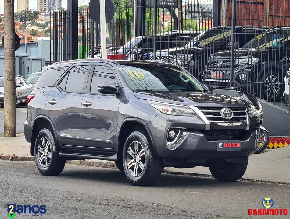 TOYOTA 2.7 SRV 7 LUGARES 4X2 16V FLEX 4P AUTOMÁTICO