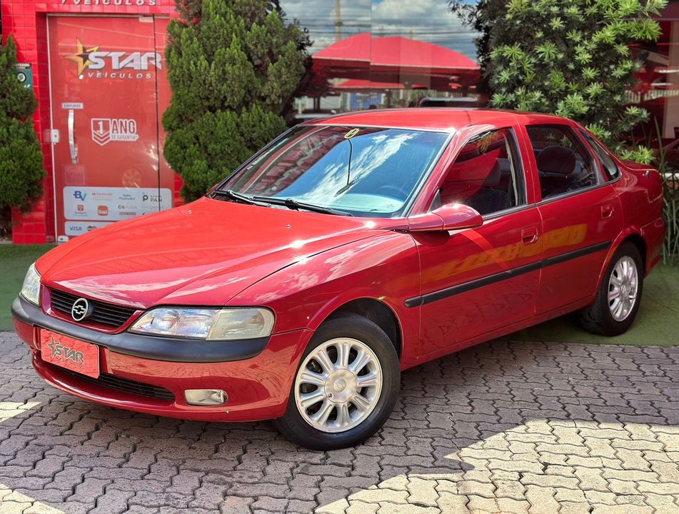 Chevrolet Vectra CD 2.2 16V / 2.0 16V Mec./Aut.