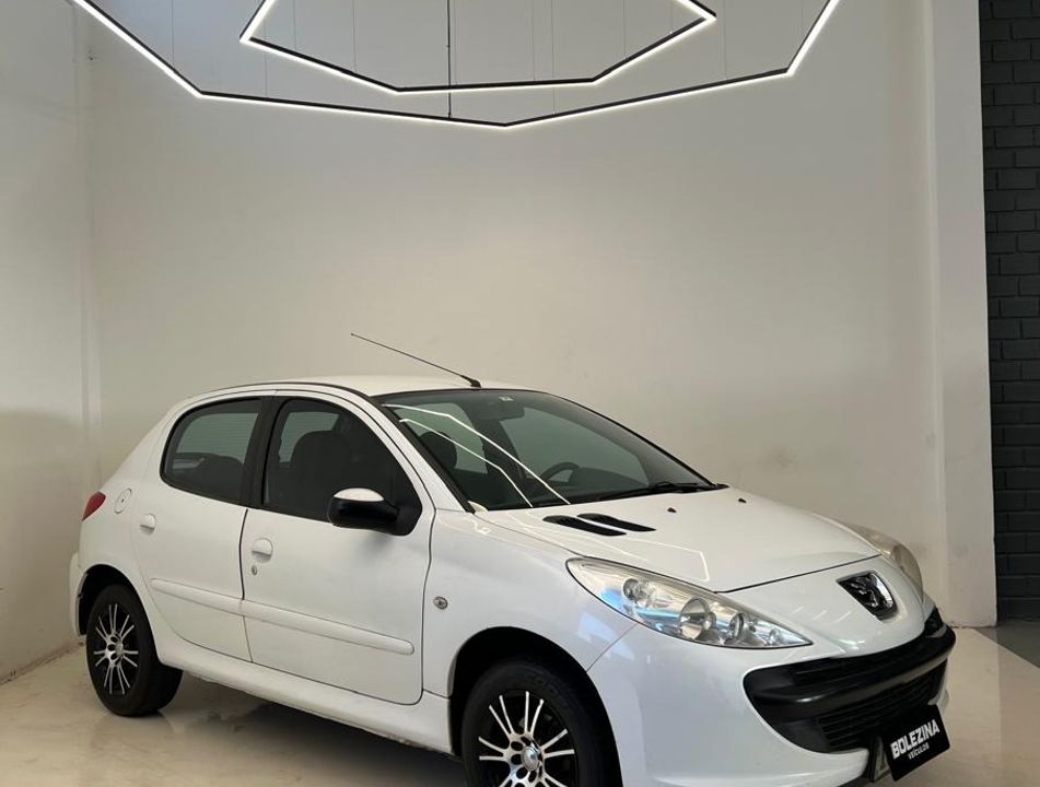 Peugeot 207 XR 1.4 Flex 8V 5p