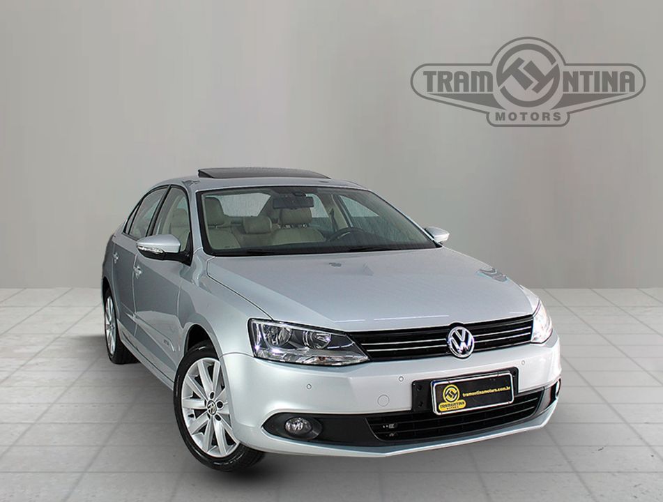 VolksWagen JETTA Comfortline 2.0 T.Flex 8V 4p Tipt.