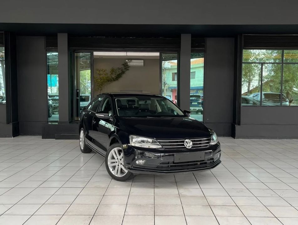 VolksWagen JETTA Highline 2.0 TSI 16V 4p Tiptronic