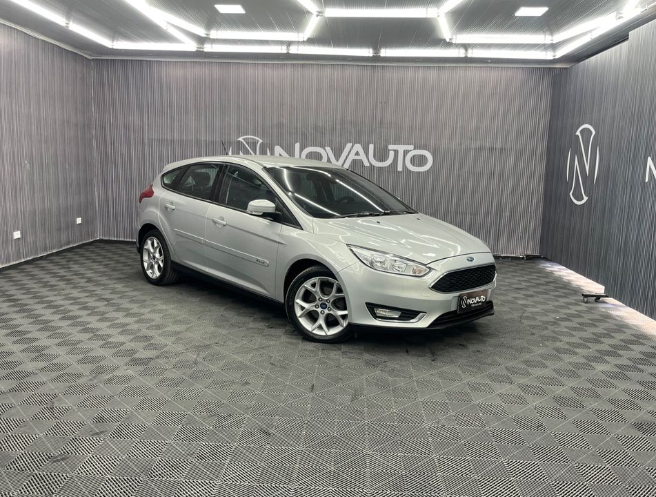 Ford Focus 2.0 16V/SE/SE Plus Flex 5p Aut.