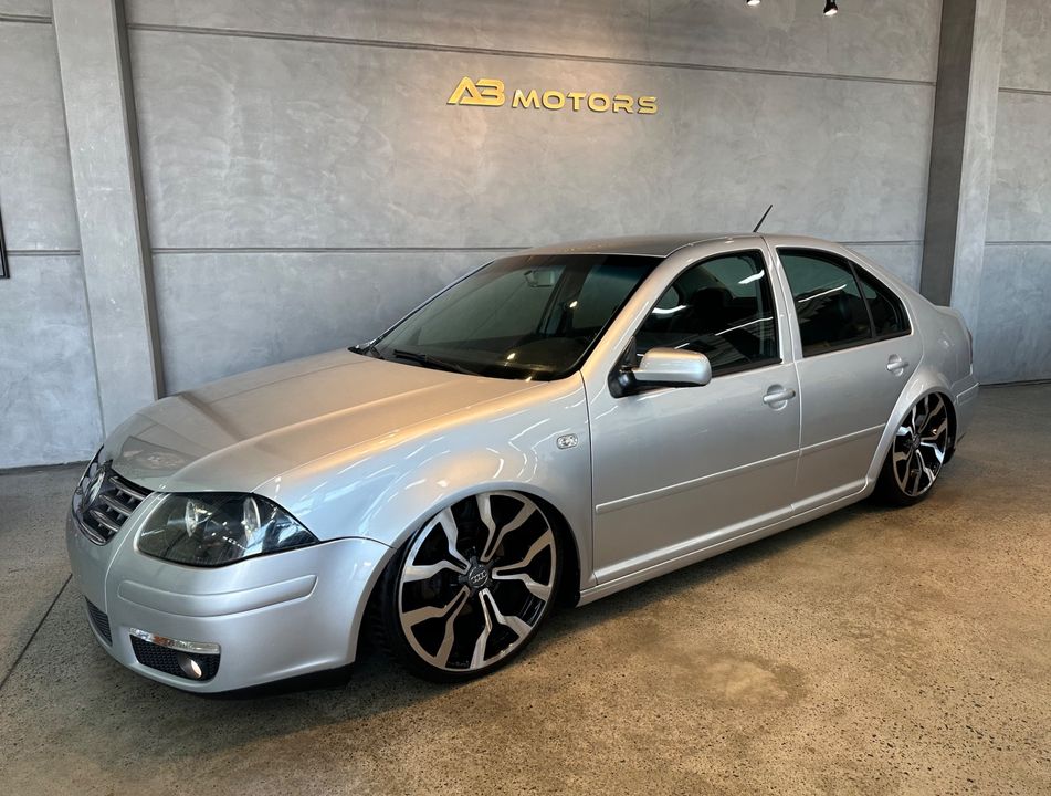 VolksWagen Bora 2.0/ 2.0 Flex 8v Mec.