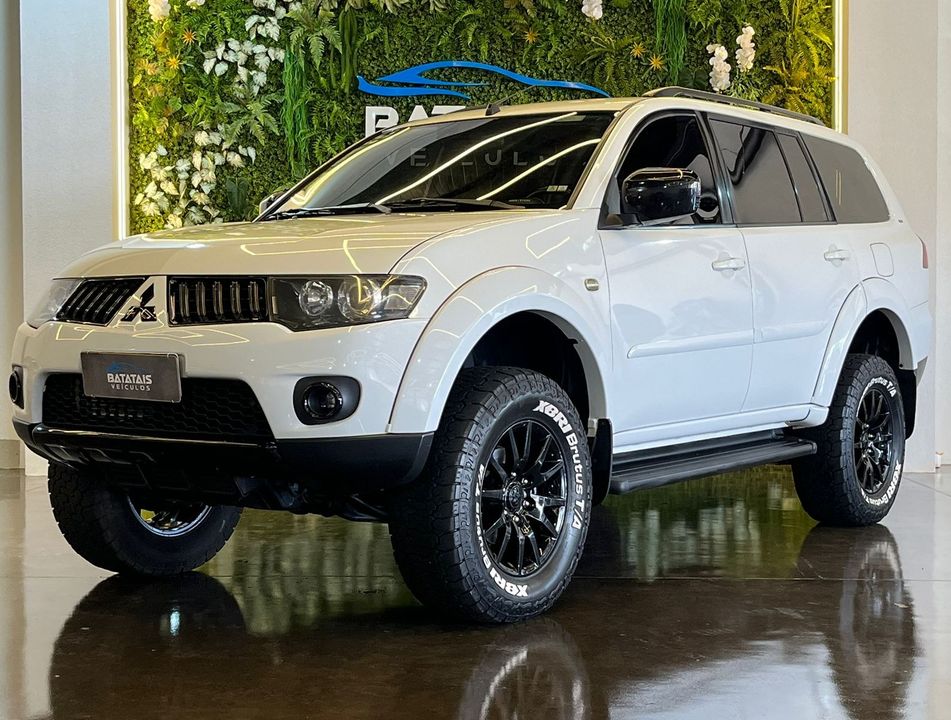 Mitsubishi Pajero DAKAR HPE 3.2 4x4 T.I Dies 5p Aut