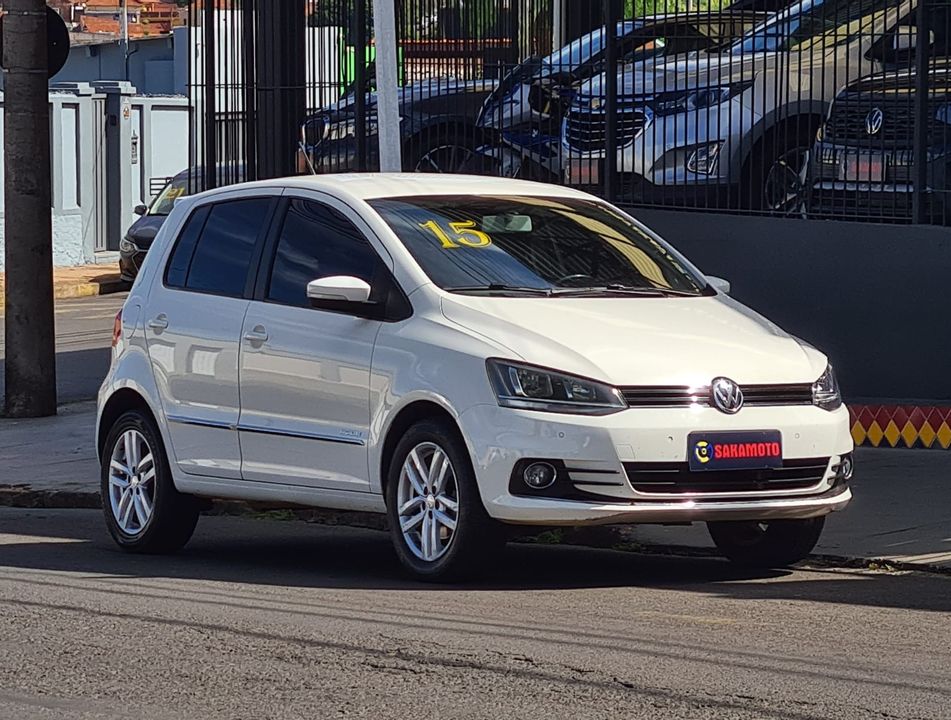 VolksWagen Fox Highline1.6 Flex 16V 5p