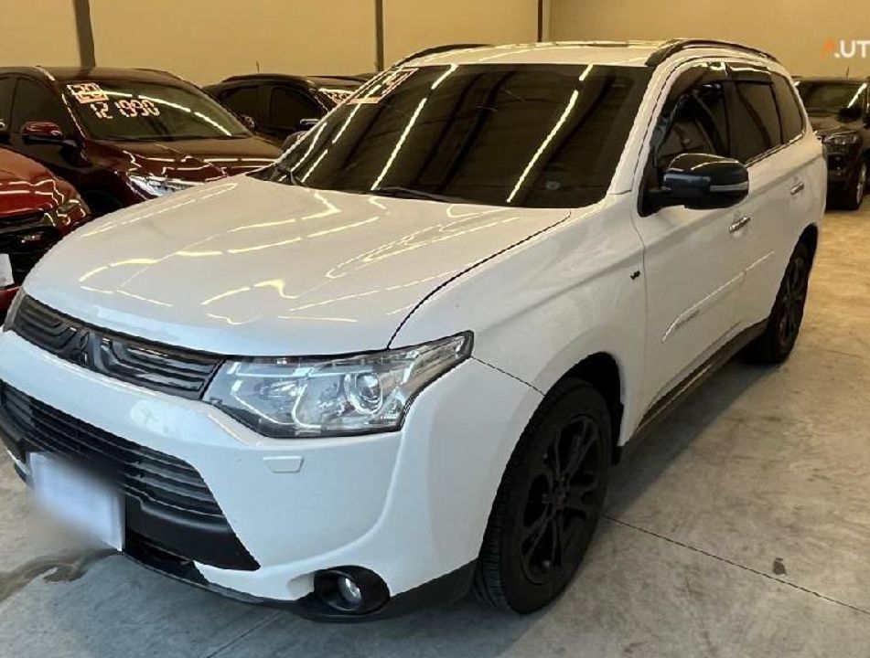 Mitsubishi OUTLANDER 3.0/ GT 3.0 V6 Aut.