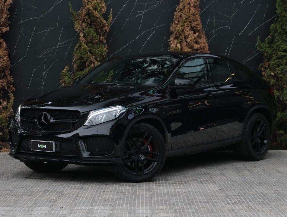 MERCEDES-BENZ 3.0 V6 GASOLINA COUPÉ 4MATIC 9G-TRONIC