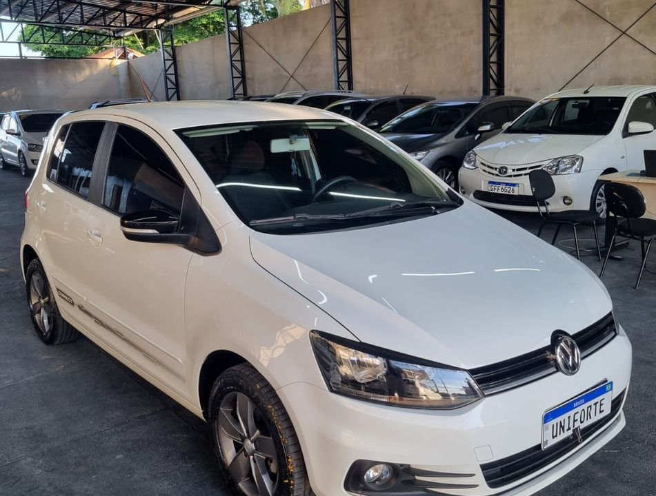 VolksWagen Fox Connect 1.6 Flex 8V 5p