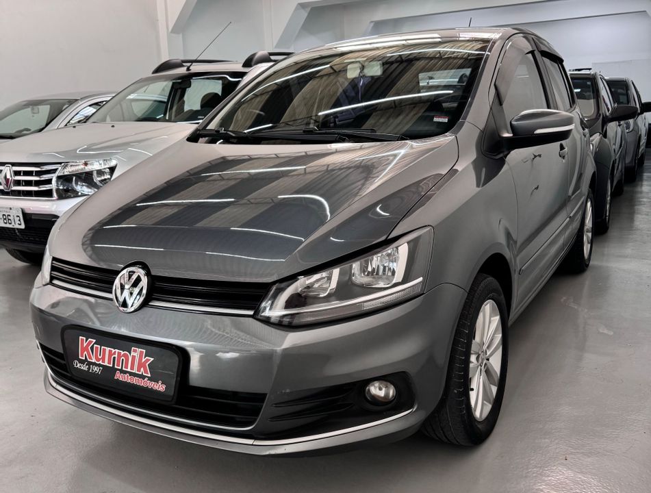 VolksWagen Fox Connect 1.6 Flex 8V 5p