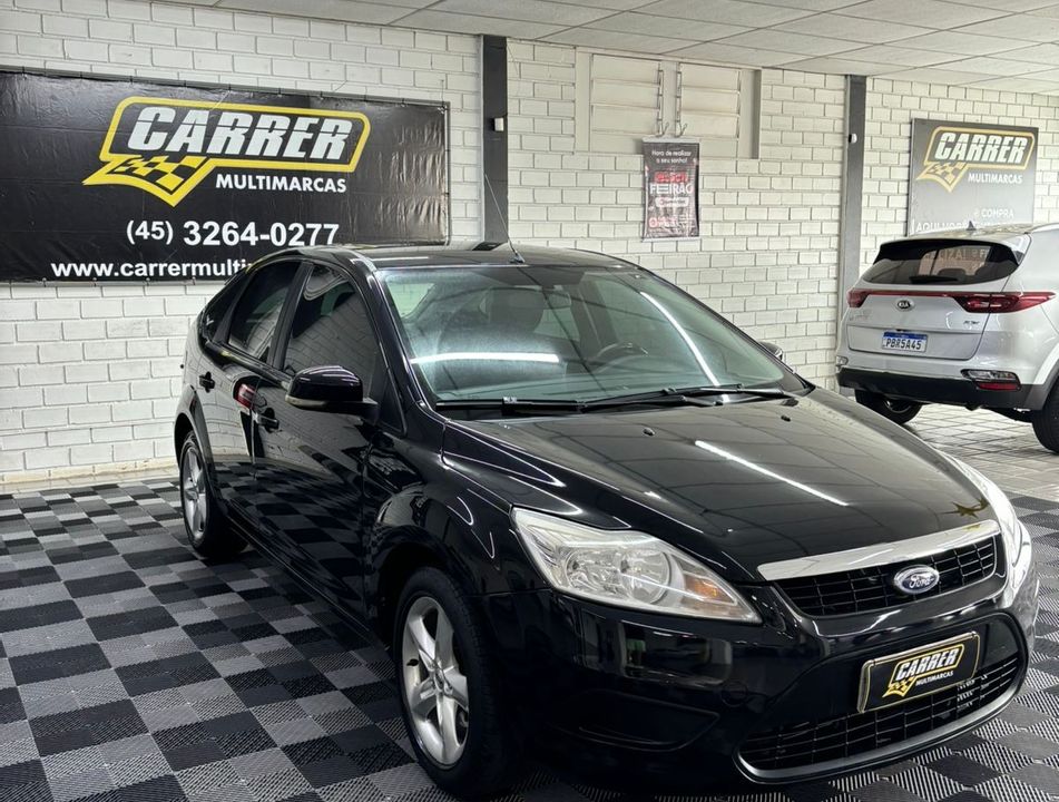 Ford Focus 1.6 S/SE/SE Plus Flex 8V/16V  5p