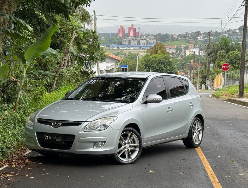 Hyundai i30 2.0 16V 145cv 5p Mec.