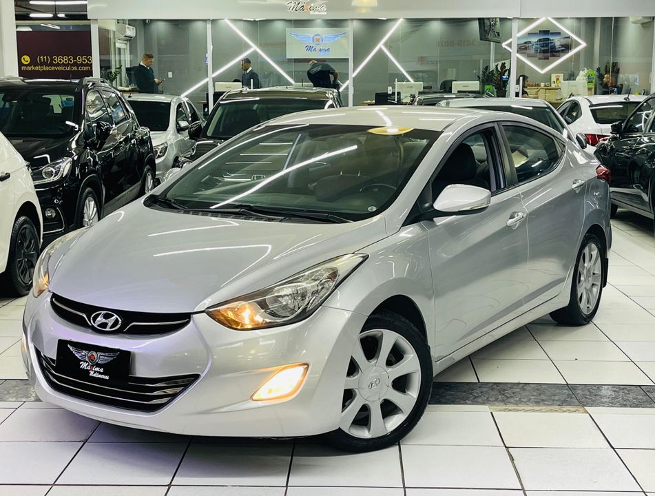 Hyundai Elantra GLS 1.8 16V Aut.