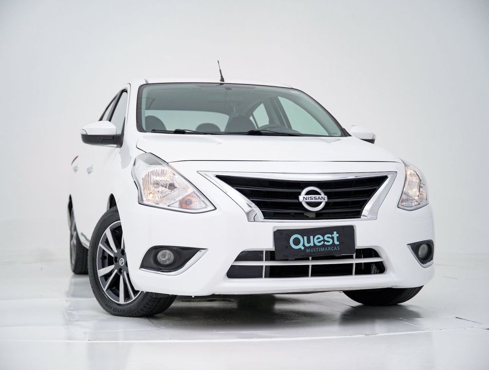 Nissan VERSA SL 1.6 16V FlexStart 4p Aut.