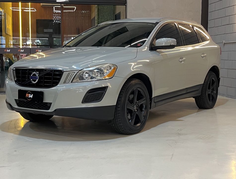 Volvo XC 60 2.0 T5  5p