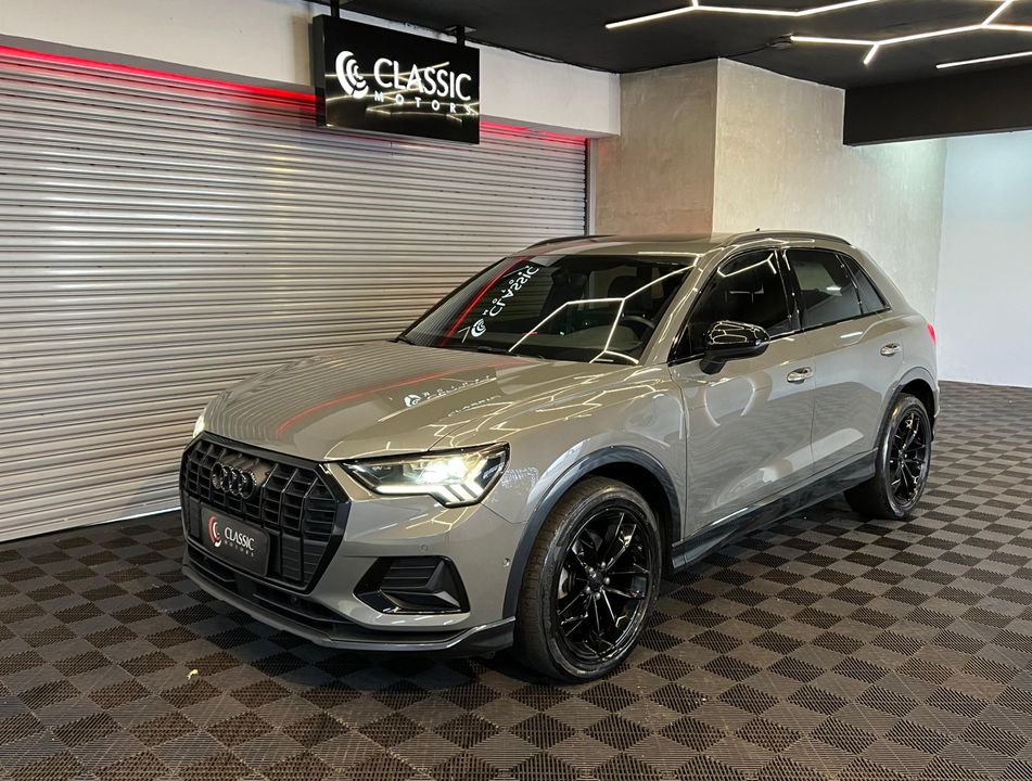 Audi Q3 Black Ed. 1.4 TFSI Flex/Black S-tron.