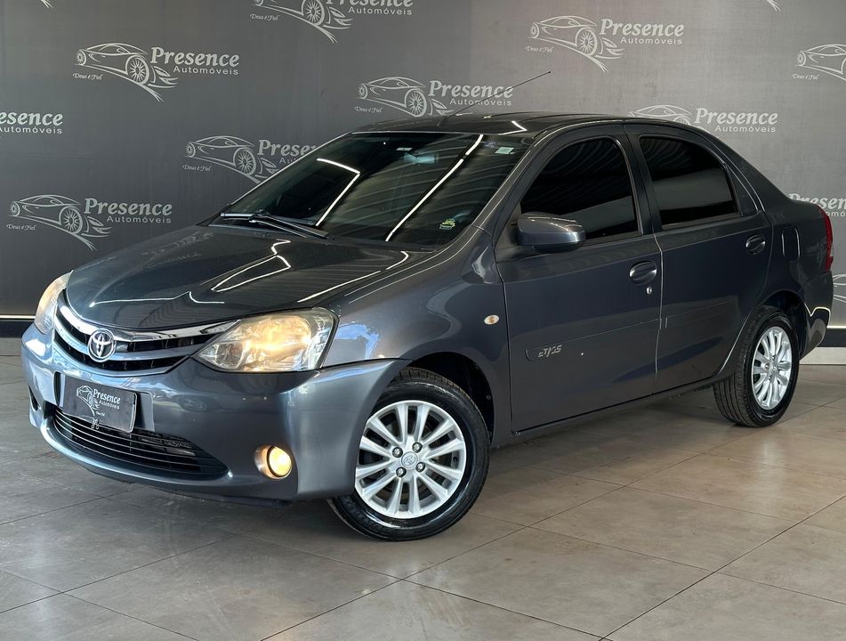 Toyota ETIOS XLS Sedan 1.5 Flex 16V 4p Mec.