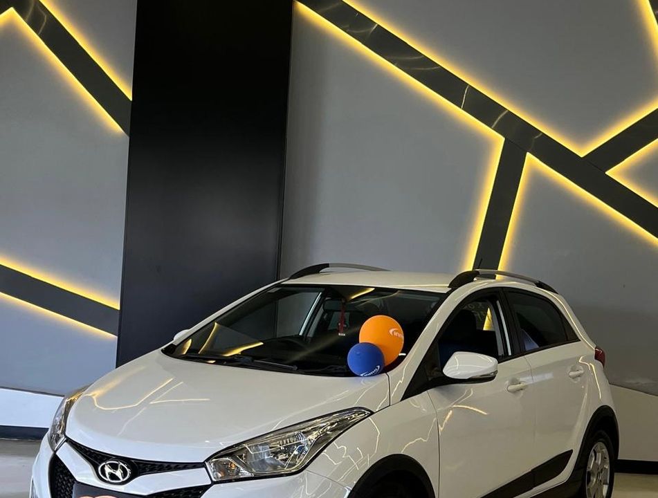 Hyundai HB20X Style 1.6 Flex 16v Mec.