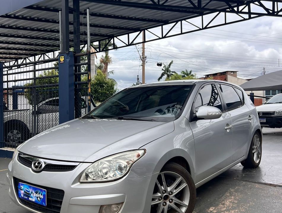 Hyundai i30 2.0 16V 145cv 5p Aut.