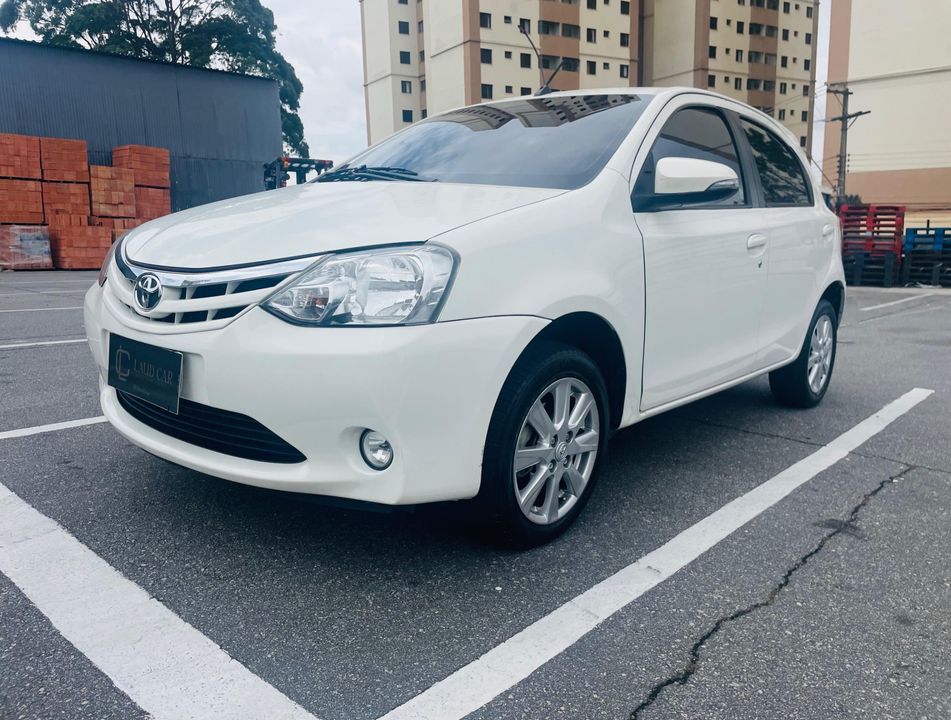 Toyota ETIOS XLS 1.5 Flex 5p Aut.