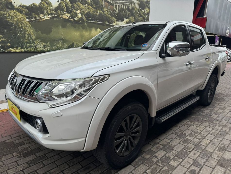 Mitsubishi L200 Triton Sport HPE 2.4 CD Diesel Aut.