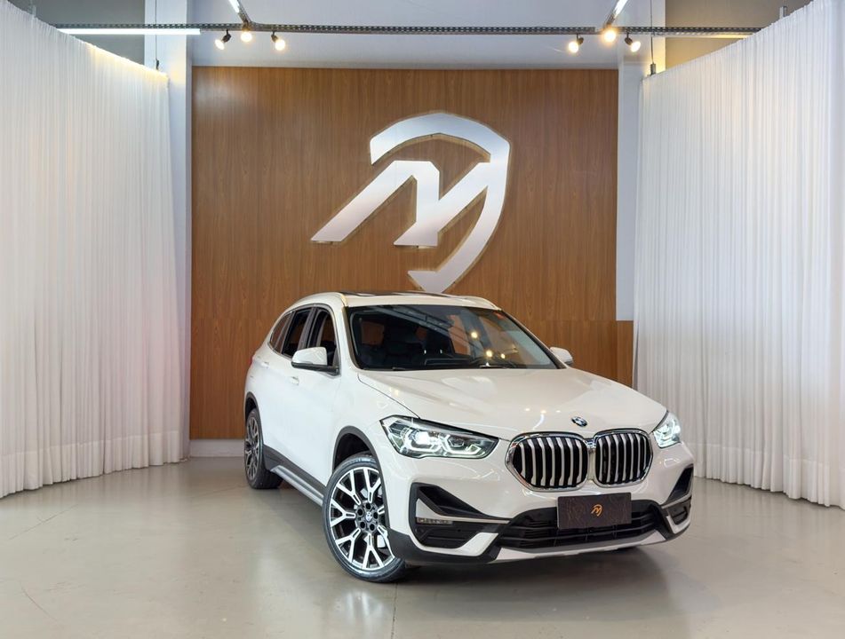BMW X1 SDRIVE 20i X-Line 2.0 TB Active Flex