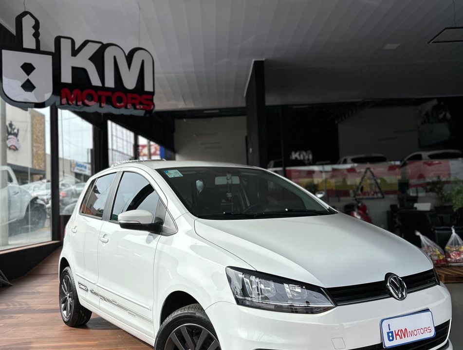 VolksWagen Fox Connect 1.6 Flex 8V 5p