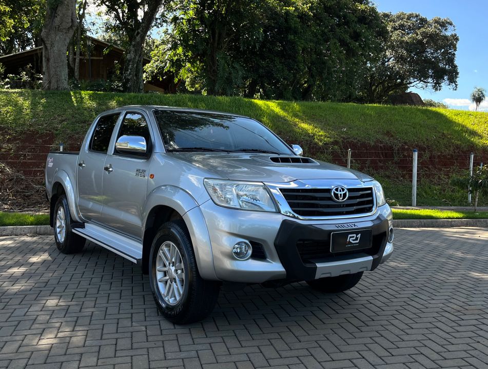 Toyota Hilux CD SRV D4-D 4x4 3.0 TDI Diesel Aut