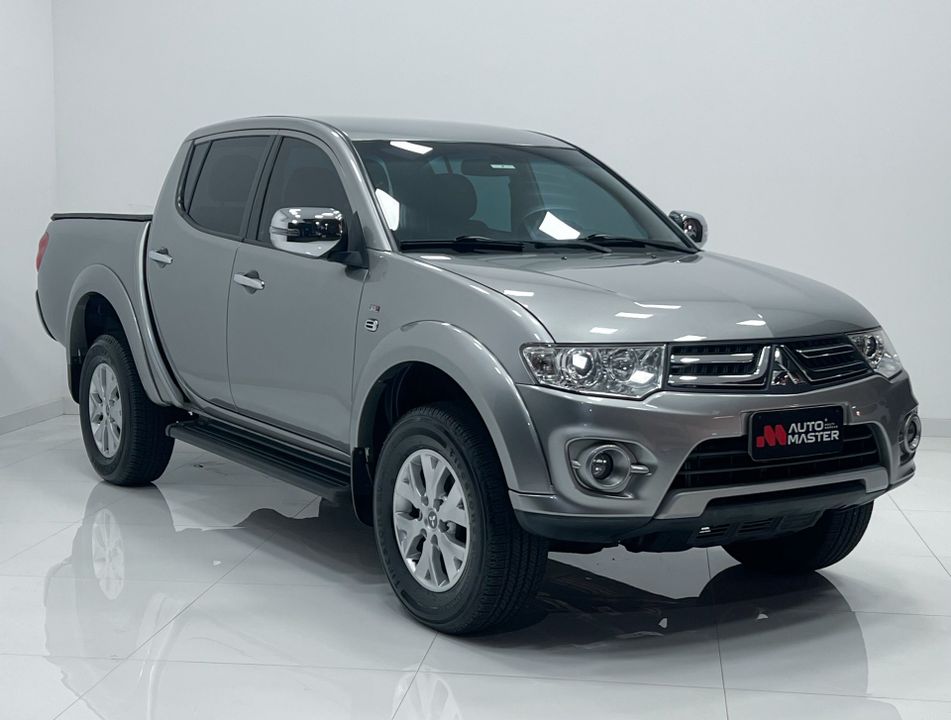 Mitsubishi L200 Triton HLS 2.4 Flex 16V CD Mec.