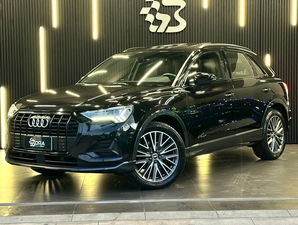 Audi Q3 Black Ed. 1.4 TFSI Flex/Black S-tron.