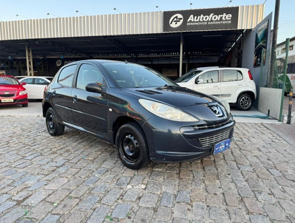 Peugeot 207 XR 1.4 Flex 8V 5p