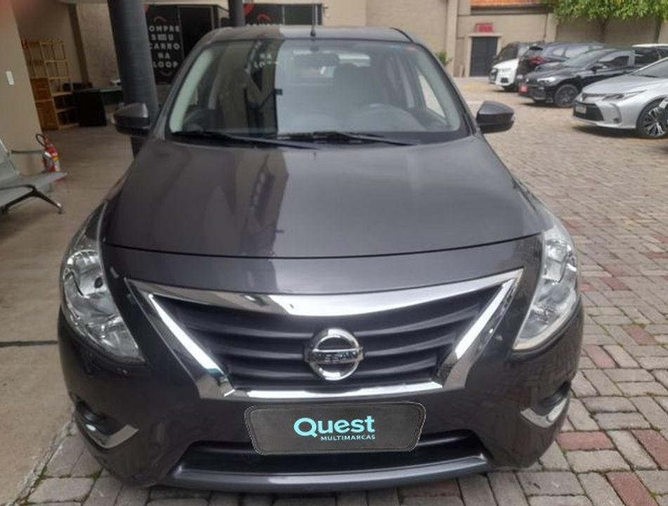 Nissan VERSA UNIQUE 1.6 16V FlexStart 4p Aut.