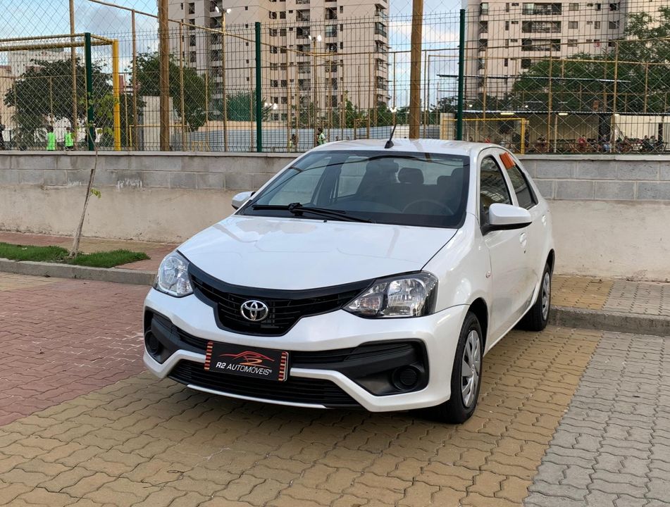 Toyota ETIOS X Sedan 1.5 Flex 16V 4p Mec.