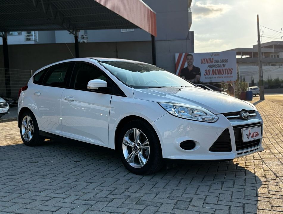 Ford Focus 1.6 S/SE/SE Plus Flex 8V/16V  5p
