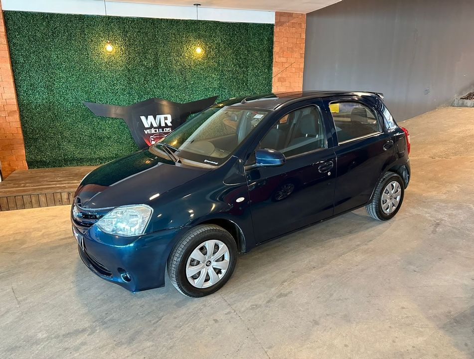 Toyota ETIOS X 1.3 Flex 16V 5p Mec.