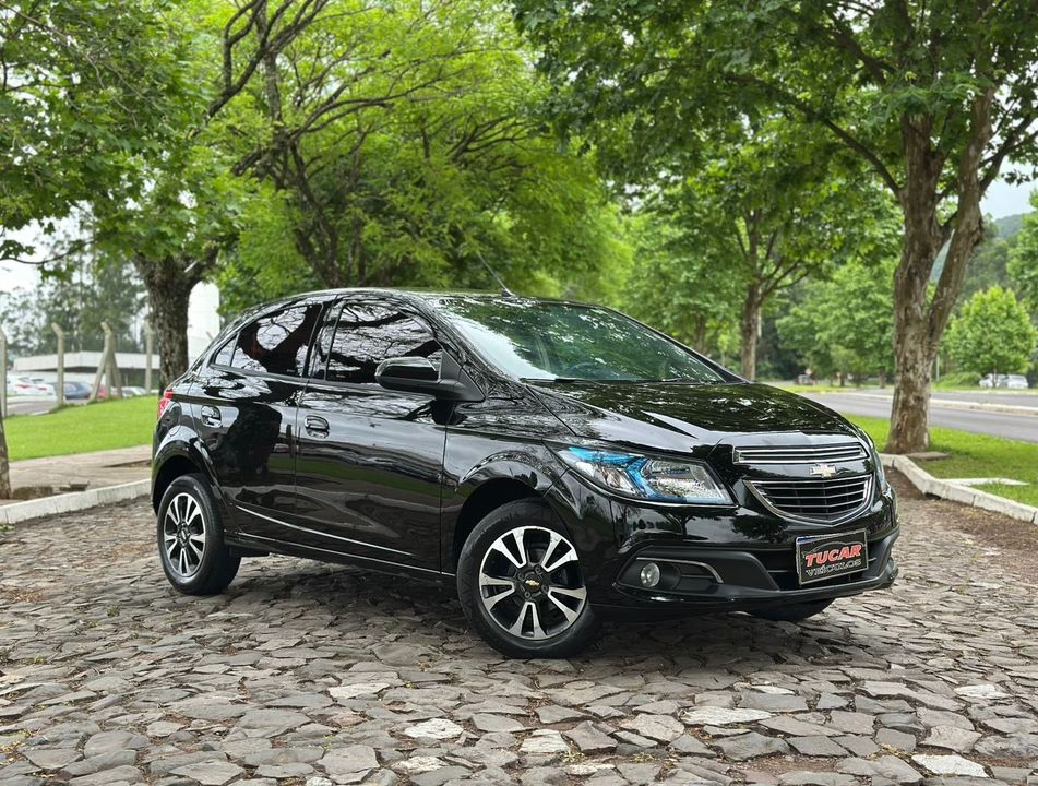 Chevrolet ONIX HATCH LTZ 1.4 8V FlexPower 5p Mec.