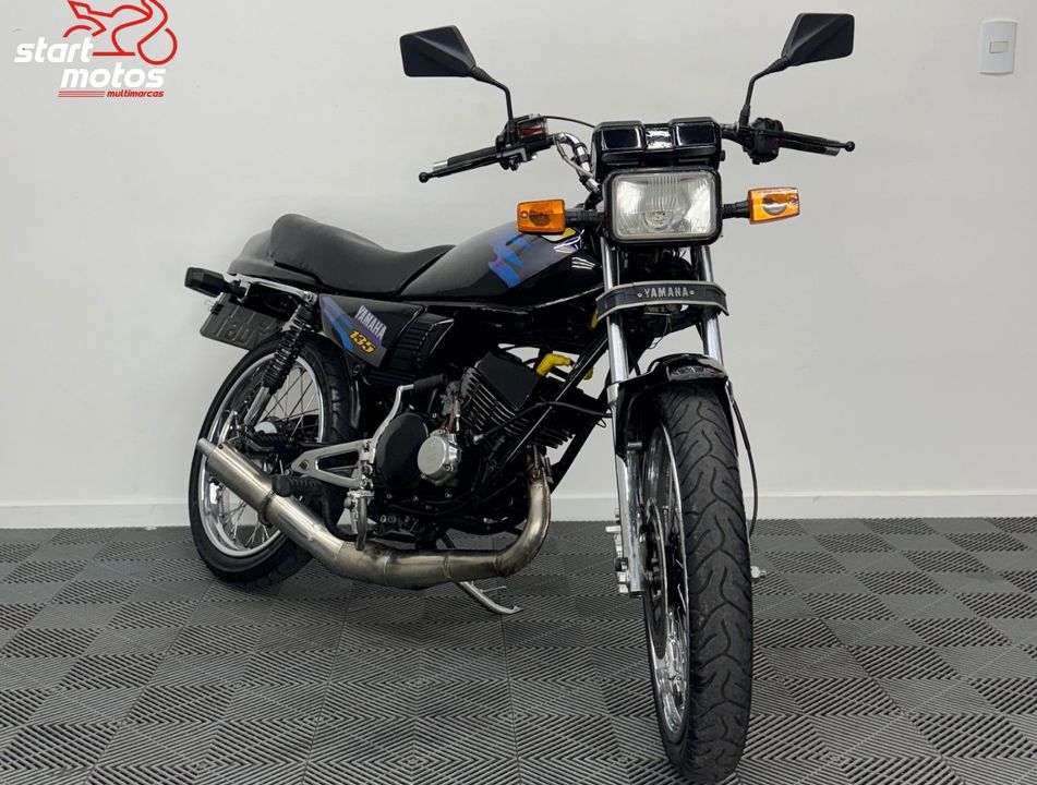YAMAHA RD 135