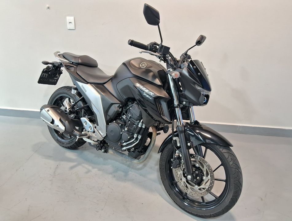 YAMAHA FZ25 250 FAZER FLEX