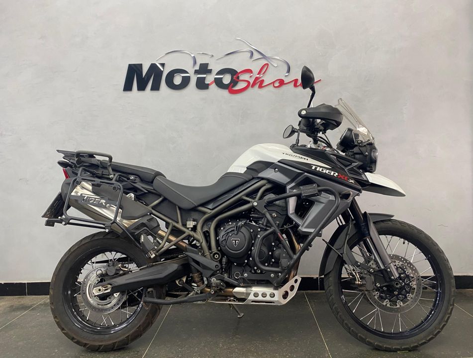 TRIUMPH TIGER 800 XCX
