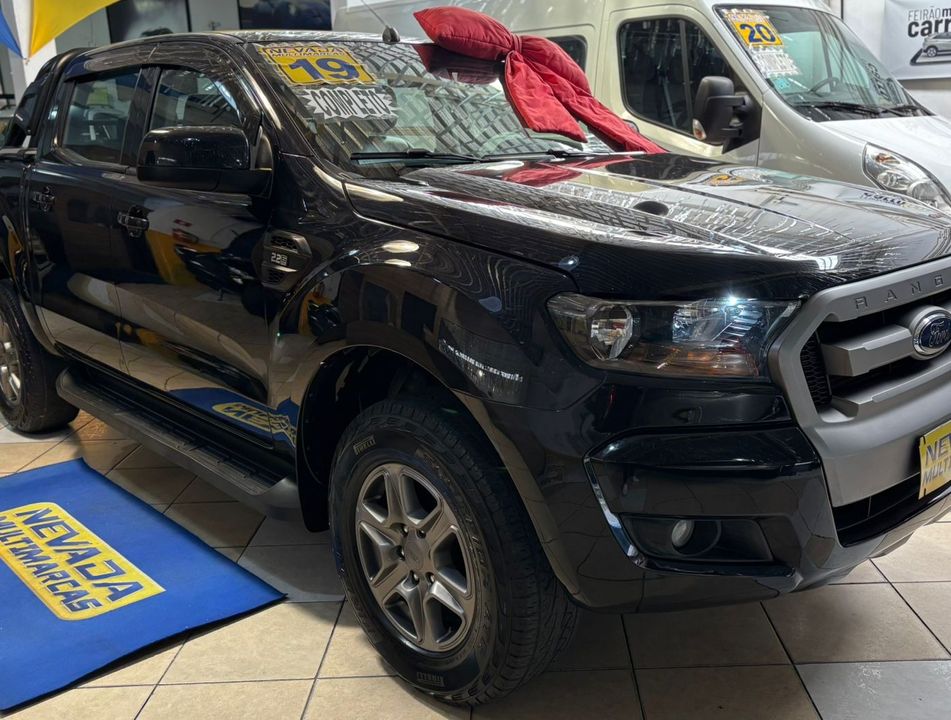 Ford Ranger XLS 2.2 4x4 CD Diesel Mec.