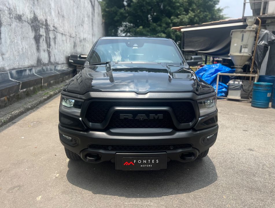 RAM 1500 REBEL 5.7 HEMI CD V8 4x4 Aut.