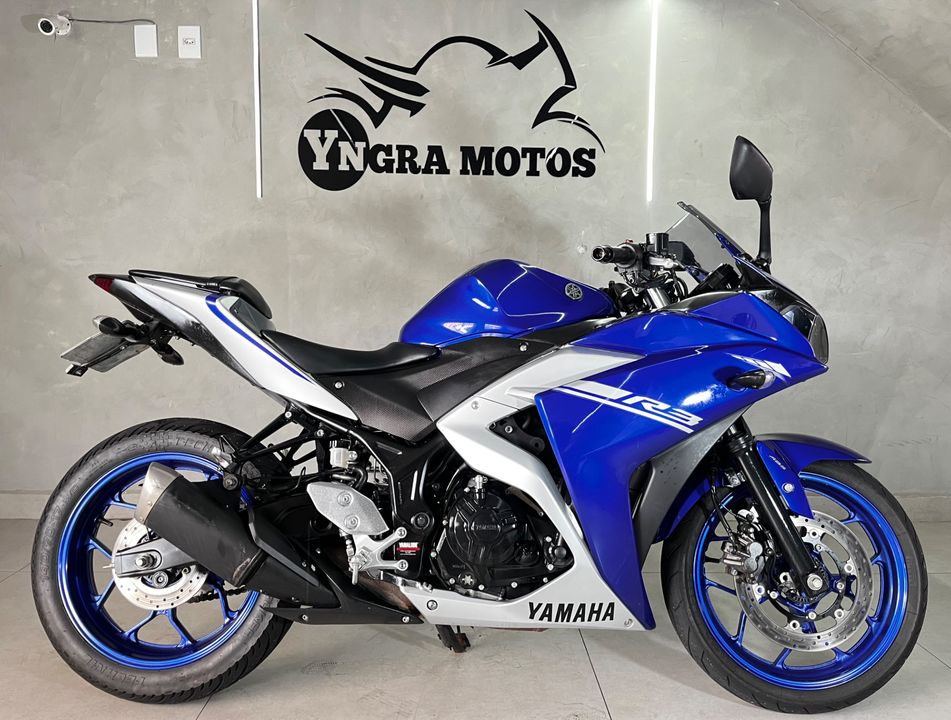 YAMAHA YZF R-3 321/ABS