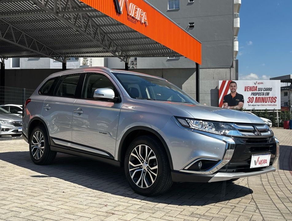 Mitsubishi OUTLANDER COMFORT 2.0 16V Aut.