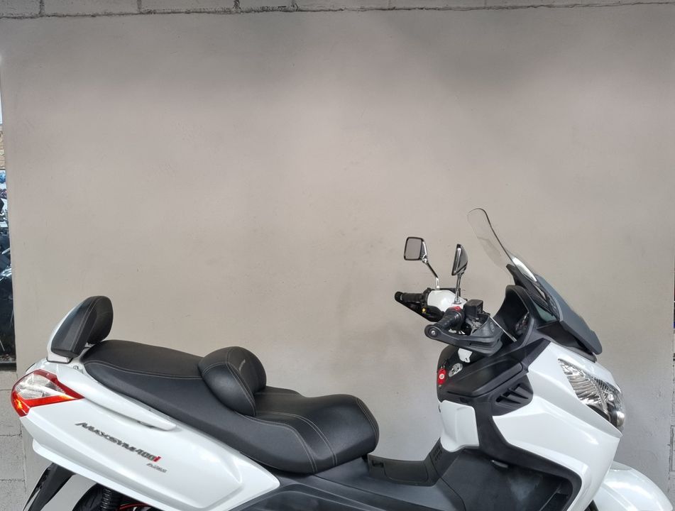 DAFRA MAXSYM 400i