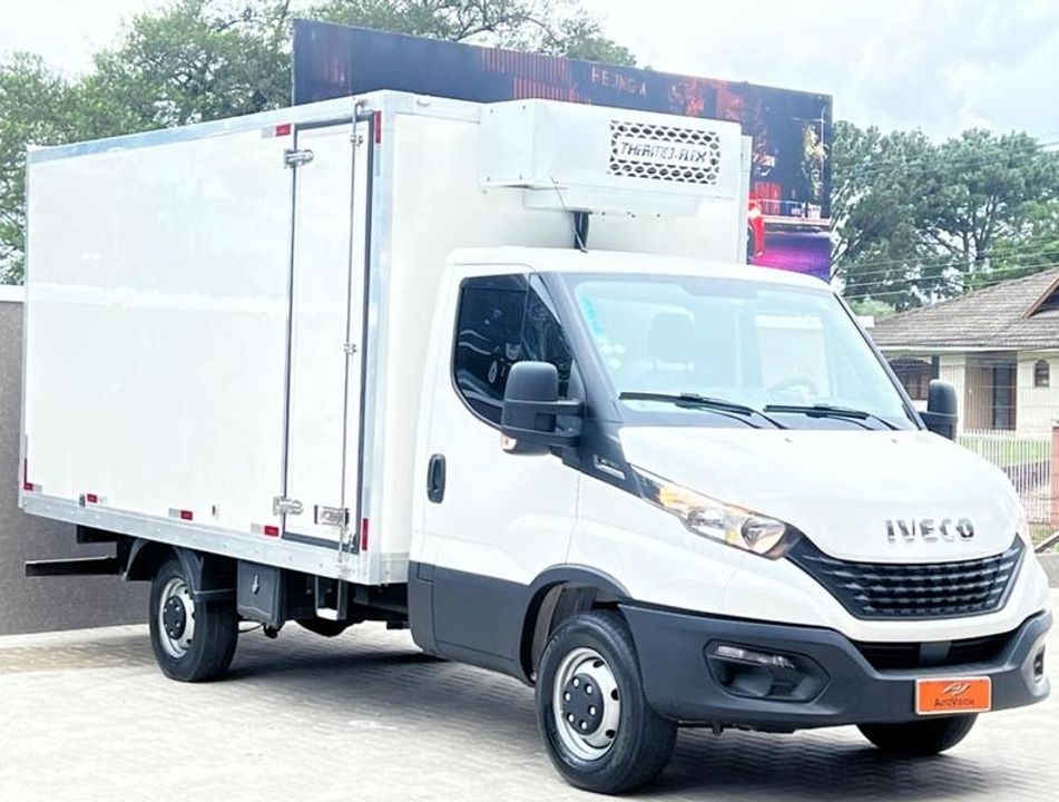 IVECO Daily 3.0 35-150 CS- 3750
