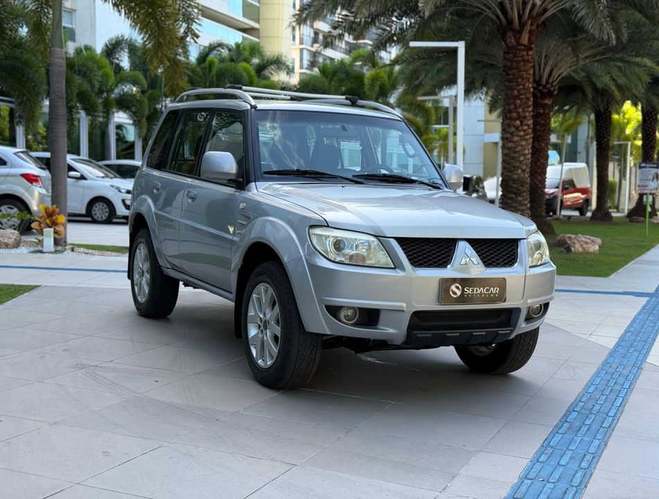 Mitsubishi Pajero TR4 2.0/ 2.0 Flex 16V 4x4 Aut.