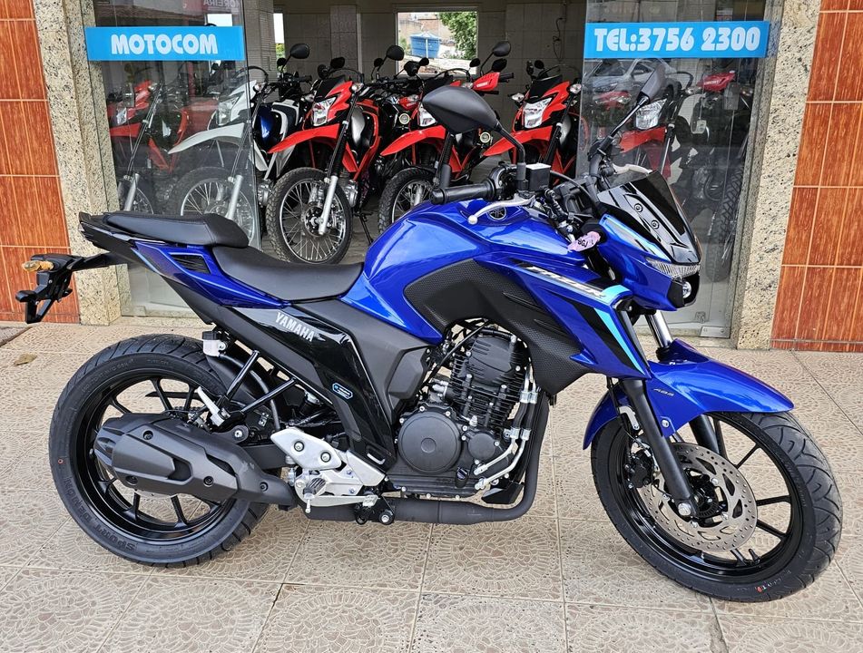 YAMAHA FZ25 FAZER