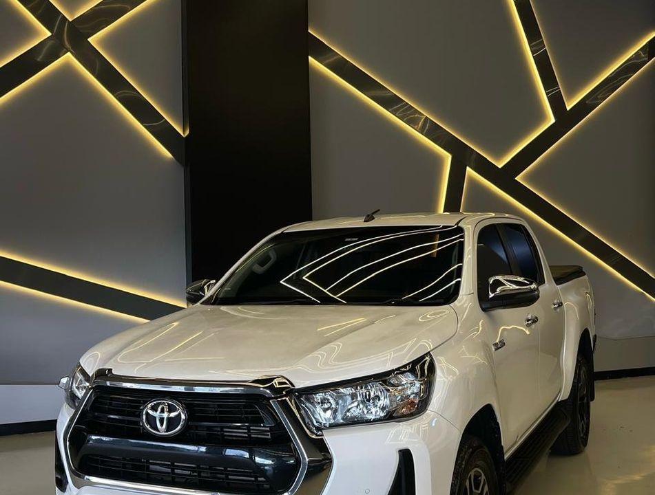 Toyota Hilux CD SRV 4x4 2.8 TDI Diesel Aut.