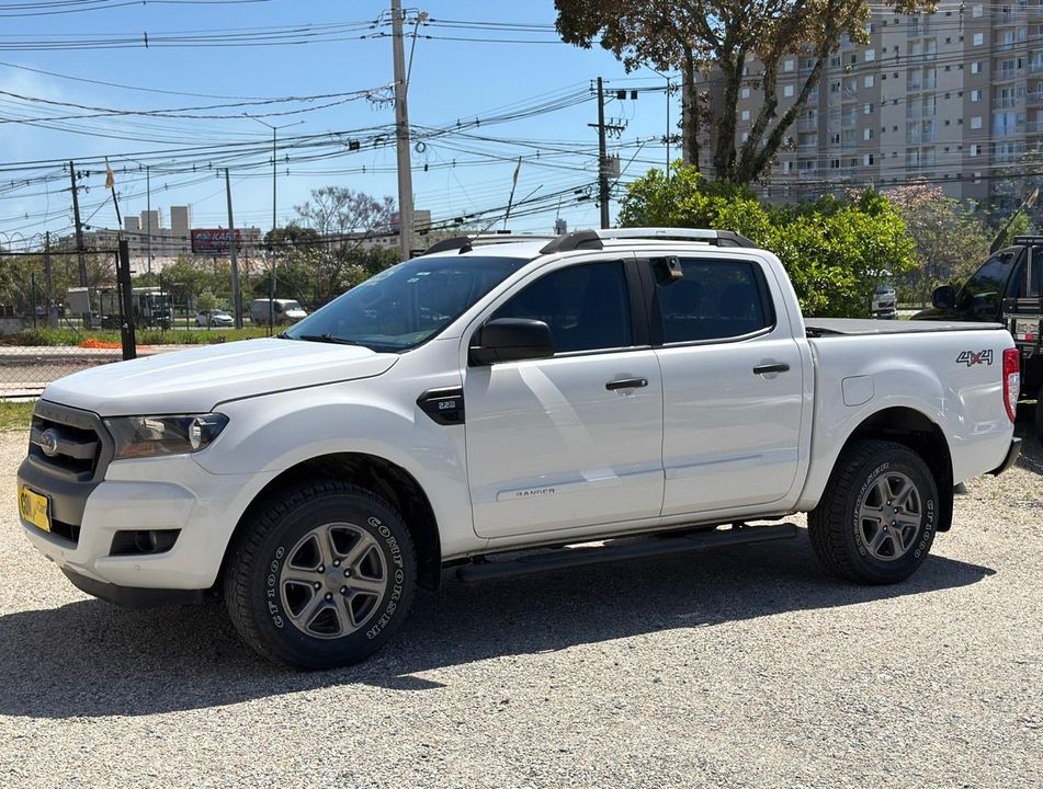 Ford Ranger XLS 2.2 4x4 CD Diesel Aut.